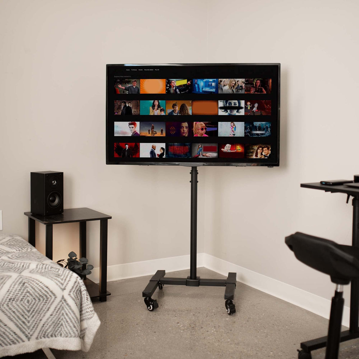 Black Rolling TV Cart for 13 to 50 inch Screens L896