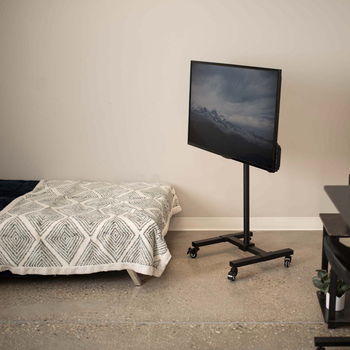 Black Rolling TV Cart for 13 to 50 inch Screens L896