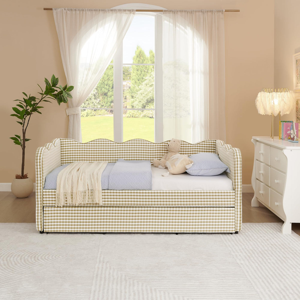 Twin Size Gingham Daybed with Trundle and USB Ports V352