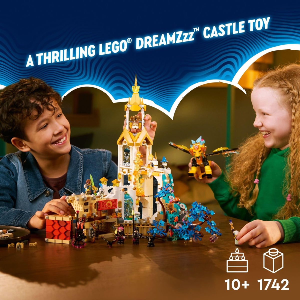 Castle Building Toy with 6 Minifigures Z39018